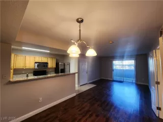 Photo #6: 2724255 Listing 