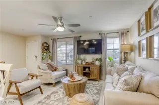 Photo #3: 2724260 Listing 