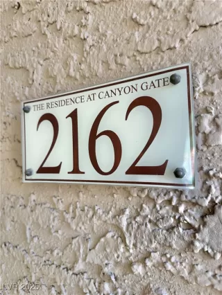 Photo #4: 2724261 Listing 
