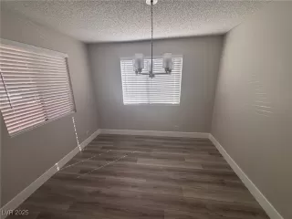 Photo #3: 2724263 Listing 