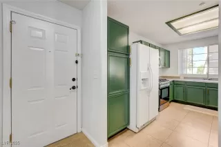 Photo #5: 2724279 Listing 