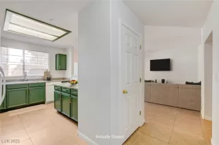 Photo #6: 2724279 Listing 