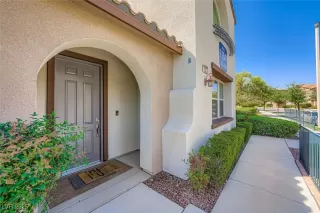 Photo #2: 2724282 Listing 