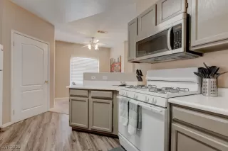 Photo #4: 2724299 Listing 