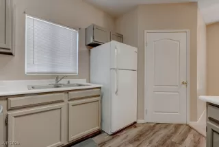 Photo #5: 2724299 Listing 