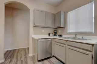 Photo #6: 2724299 Listing 
