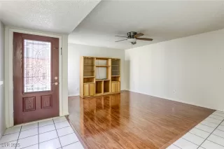 Photo #2: 2724336 Listing 