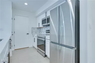 Photo #4: 2724355 Listing 