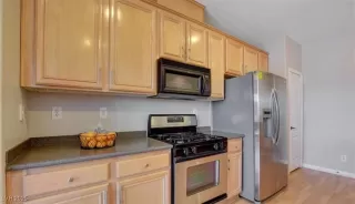 Photo #1: 2724395 Listing 