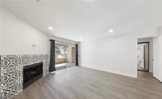 Photo #2: 2724405 Listing 