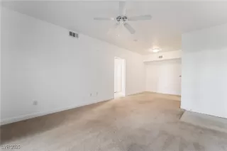 Photo #5: 2724431 Listing