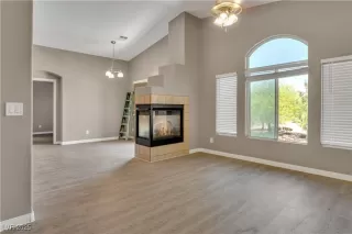 Photo #3: 2724433 Listing 