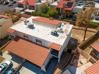 Photo #1: 2724434 Listing