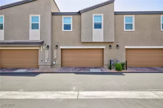 Photo #3: 2724439 Listing 