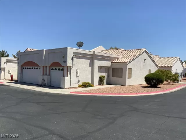 MLS: 2724456 Condo For Sale