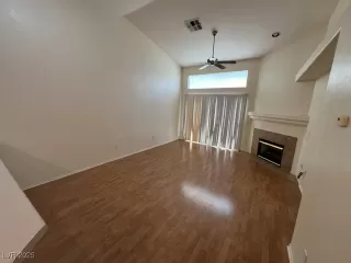 Photo #1: 2724456 Listing 