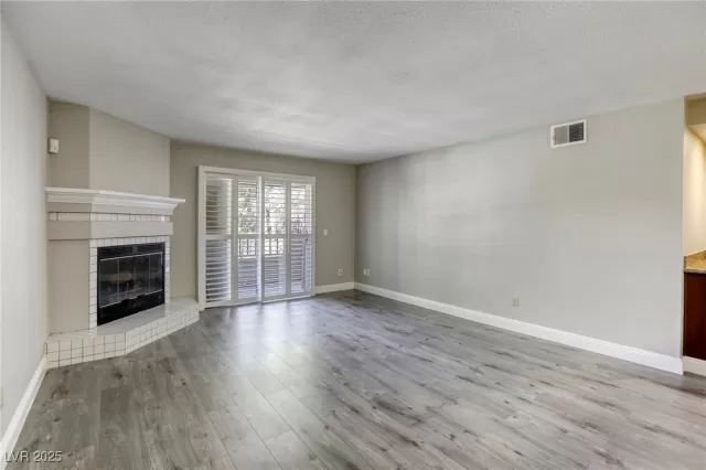 MLS: 2724476 Condo For Sale