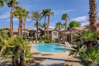 Photo #1: 2724478 Listing 