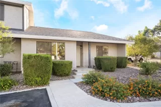 Photo #1: 2724496 Listing 