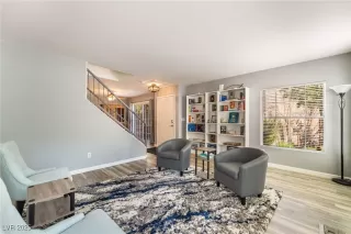 Photo #4: 2724506 Listing 