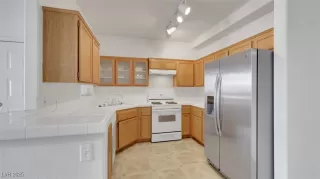 Photo #1: 2724522 Listing 