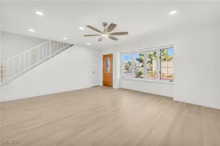 Photo #6: 2724540 Listing 