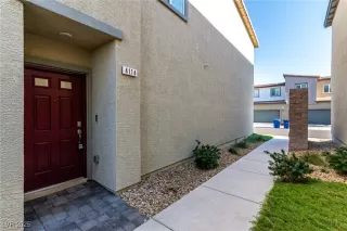 Photo #1: 2724541 Listing 