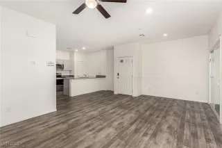 Photo #4: 2724541 Listing 