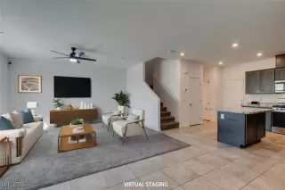 Photo #4: 2724549 Listing 