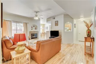 Photo #3: 2724581 Listing 