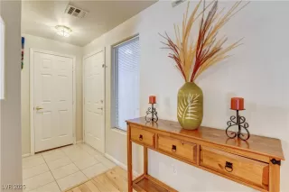 Photo #5: 2724581 Listing 