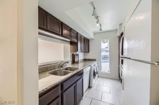 Photo #6: 2724610 Listing 