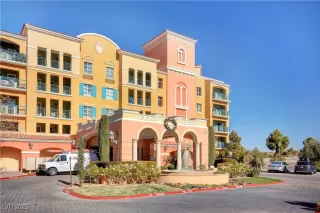 Browse active condo listings in VIERA