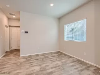 Photo #2: 2724634 Listing 
