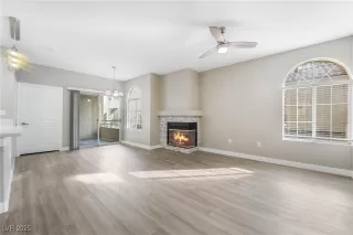 Photo #6: 2724709 Listing 