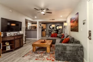 Photo #6: 2724734 Listing 