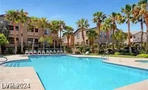 Photo #5: 2724743 Listing 