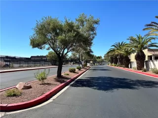 Photo #1: 2724795 Listing 