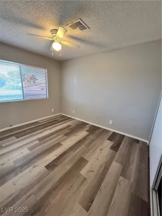 Photo #4: 2724795 Listing 