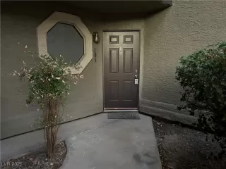 Photo #2: 2724796 Listing 