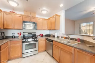 Photo #6: 2724797 Listing 