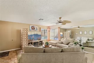 Photo #3: 2724798 Listing 