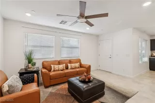 Photo #4: 2724806 Listing 