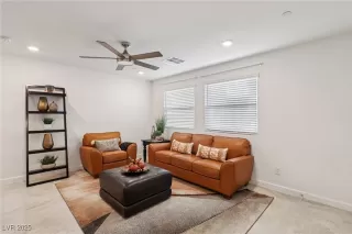 Photo #5: 2724806 Listing 