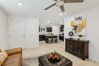 Photo #6: 2724806 Listing 