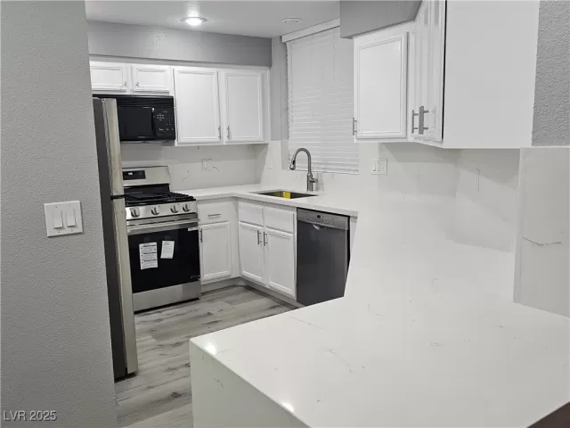 MLS: 2724850 Condo For Sale