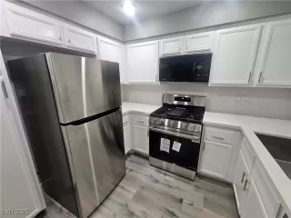 Photo #4: 2724850 Listing 