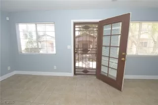 Photo #5: 2724873 Listing 