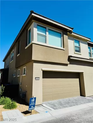 Photo #2: 2724874 Listing 