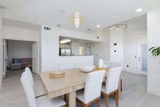 Photo #1: 2724875 Listing 